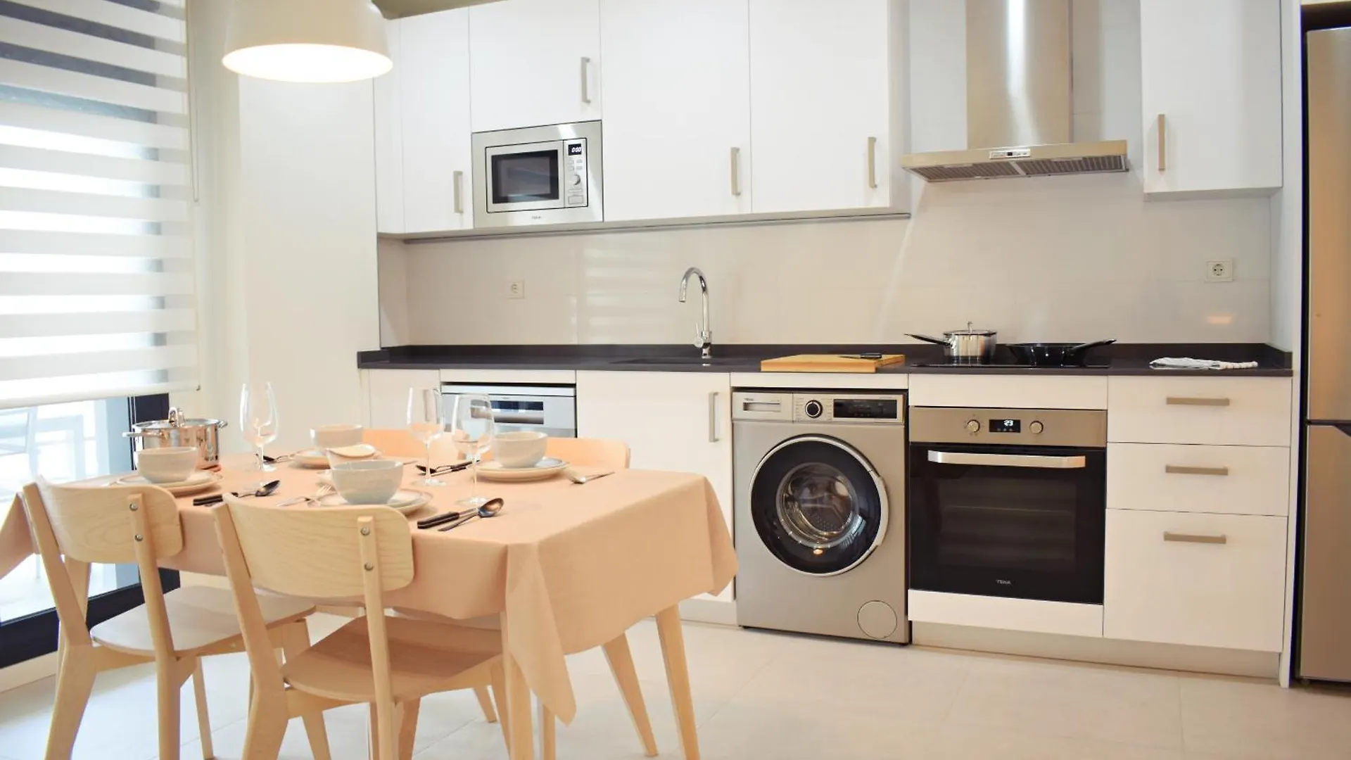 Amalia'S Home: Luminoso Apartamento Muy Cerca De La Playa Malaga Spain