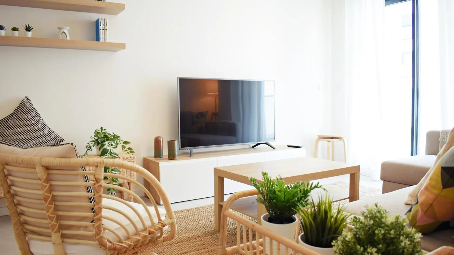 Amalia'S Home: Luminoso Apartamento Muy Cerca De La Playa Malaga
